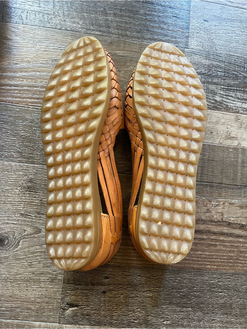 EUC Hand-Tooled Leather Moccasin Flats in Tan - Picture 3 of 5